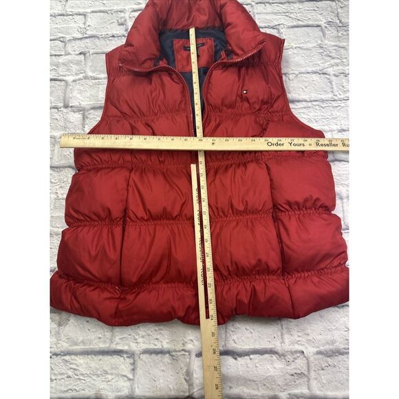 Tommy Hilfiger Red Puffer Vest - Picture 5 of 9